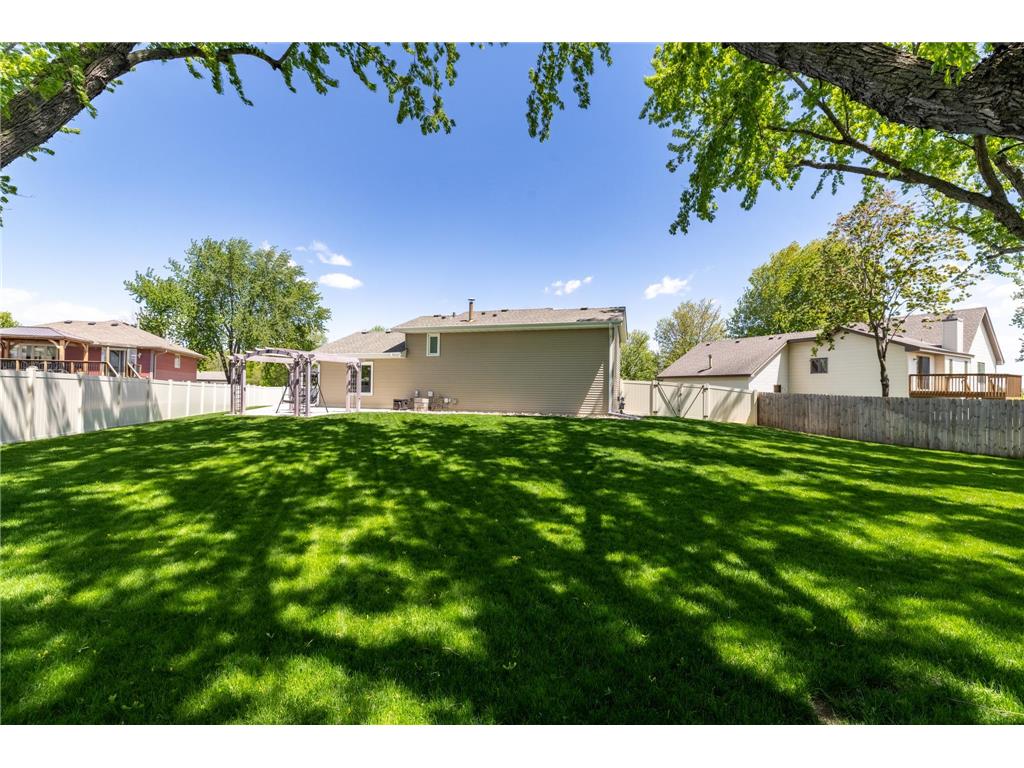8220 208th Street W Lakeville MN 55044 7061288 image30