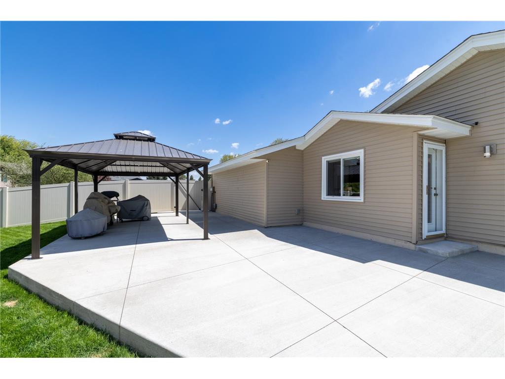 8220 208th Street W Lakeville MN 55044 7061288 image6