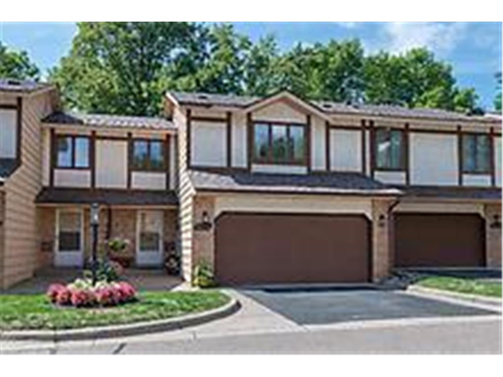 8220 Tamarack Trail, Eden Prairie, MN, 55347 MLS 6253691 Edina Realty