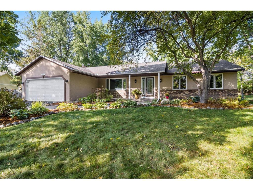 8222 W 103rd Street Circle, Bloomington, MN, 55438 MLS 6394261 Edina Realty