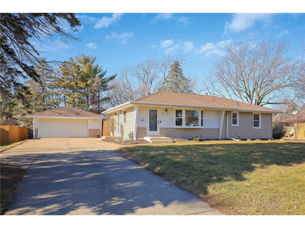8224 York Avenue S Bloomington MN 55431 6484834 image1
