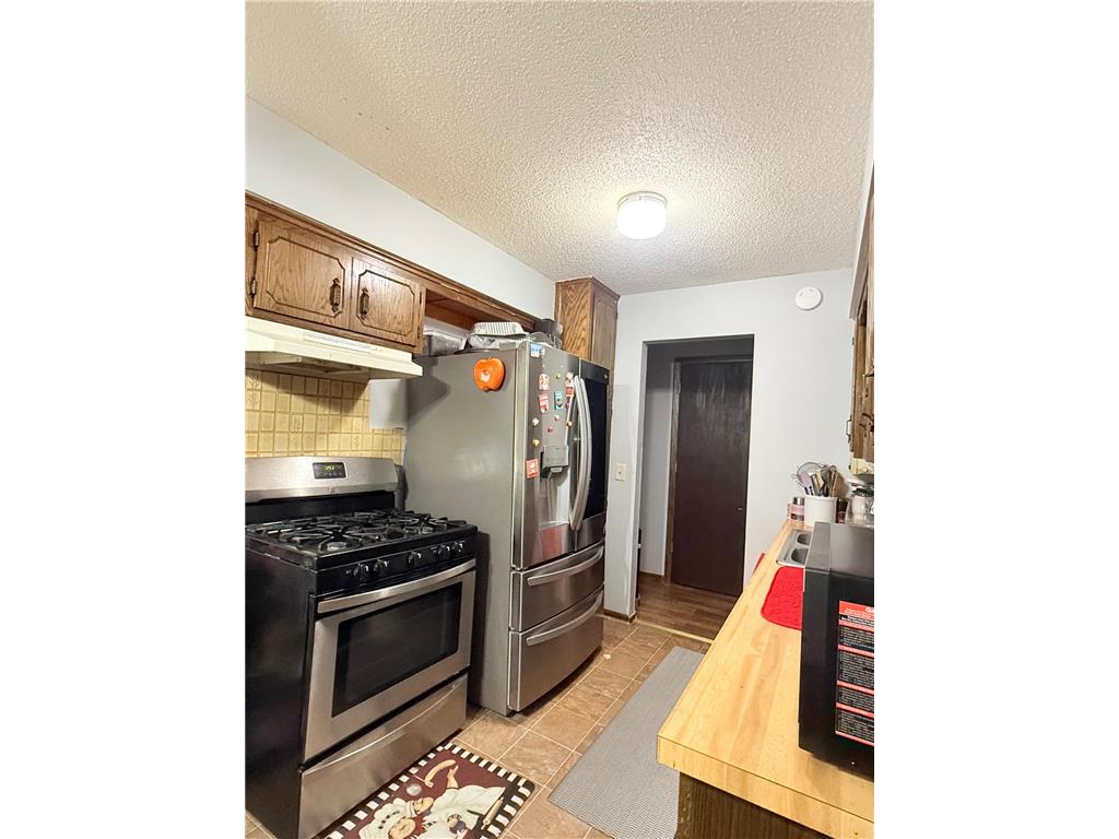 8225 June Avenue N Brooklyn Park MN 55443 7104769 image4