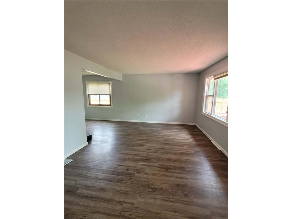 8225 June Avenue N Brooklyn Park MN 55443 7104769 image8