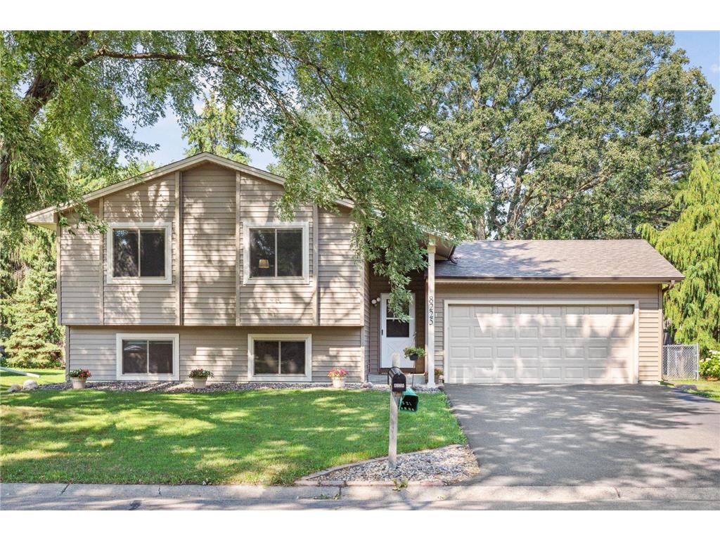 8225 Logan Avenue N Brooklyn Park MN 55444 6410960 image1