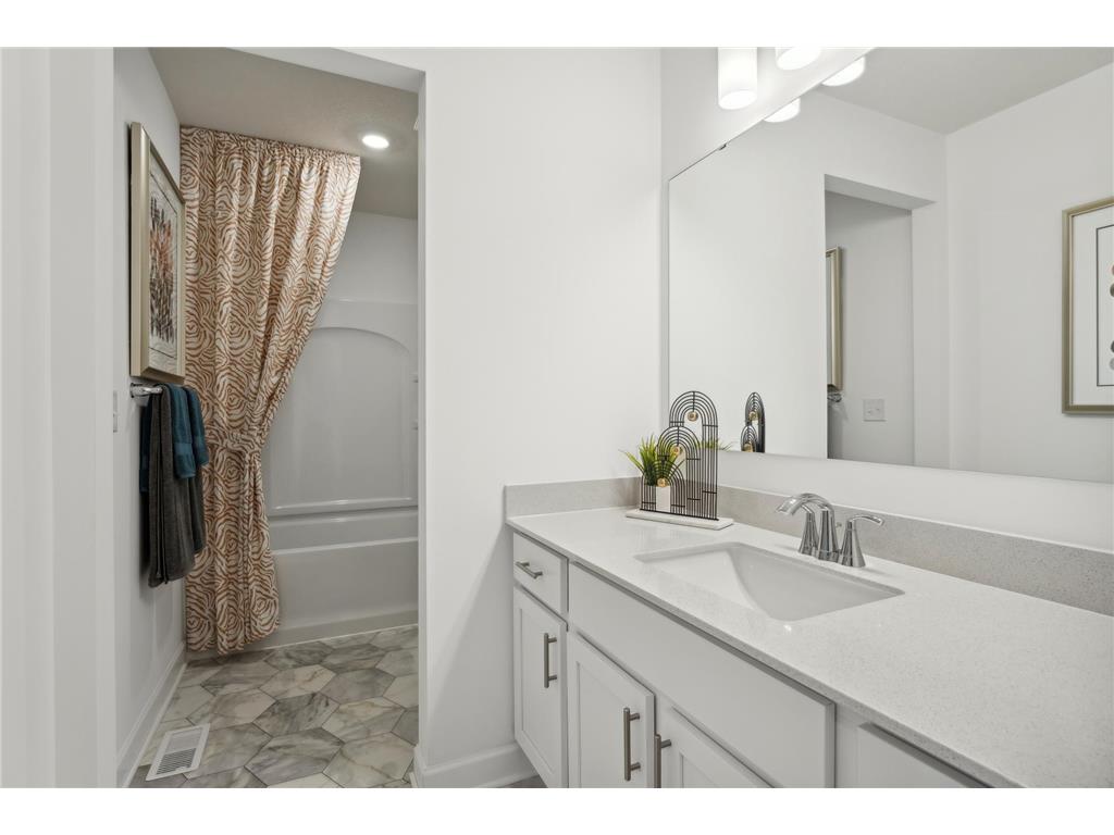 8227 Large Avenue NE Otsego MN 55330 7043888 image18