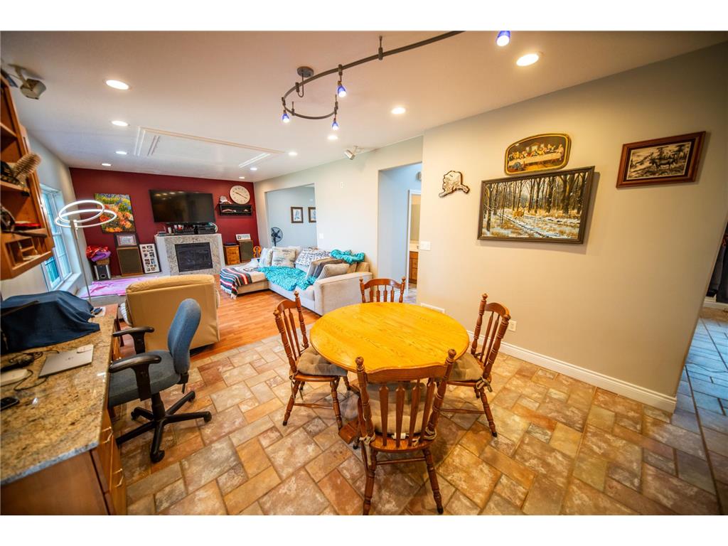 8229 10th Street SW Salem Twp MN 55920 7069940 image10