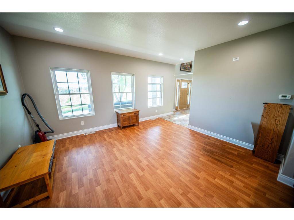 8229 10th Street SW Salem Twp MN 55920 7069940 image17