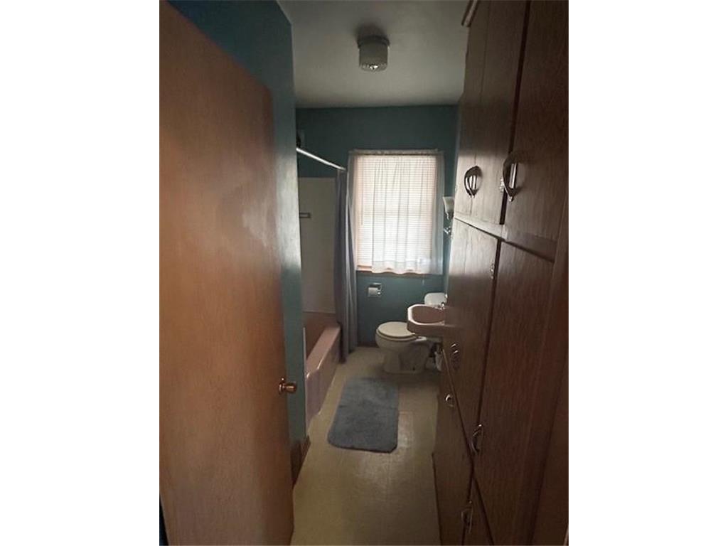 823 Columbus Avenue Westbrook MN 56183 7038398 image10