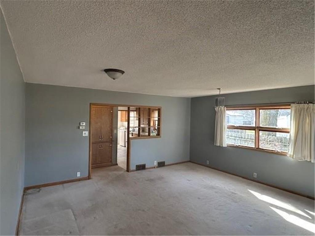 823 Columbus Avenue Westbrook MN 56183 7038398 image6