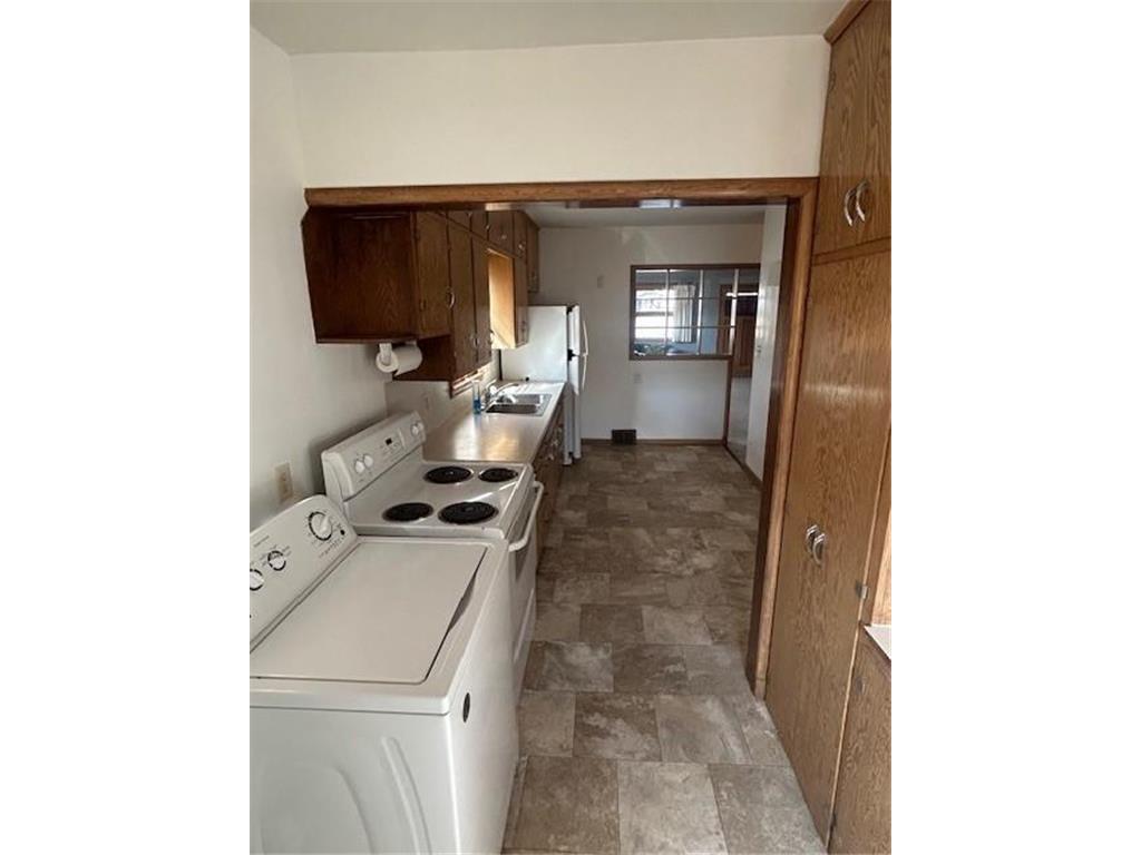 823 Columbus Avenue Westbrook MN 56183 7038398 image8