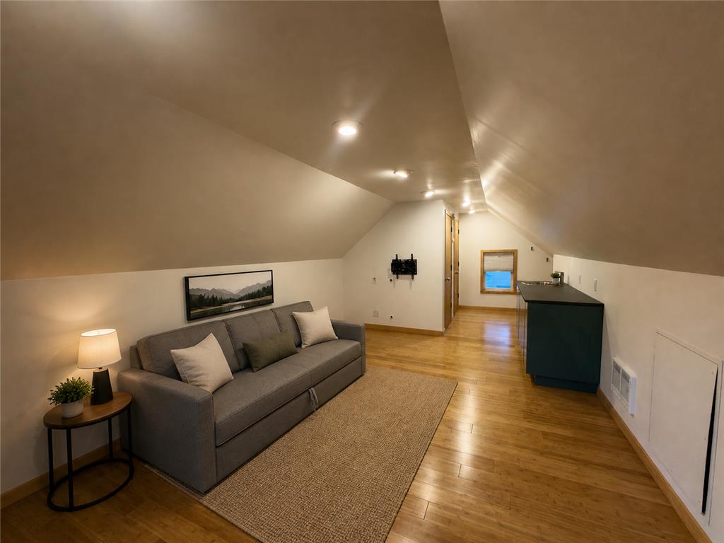 823 N 57th Avenue W Duluth MN 55807 7068422 image39