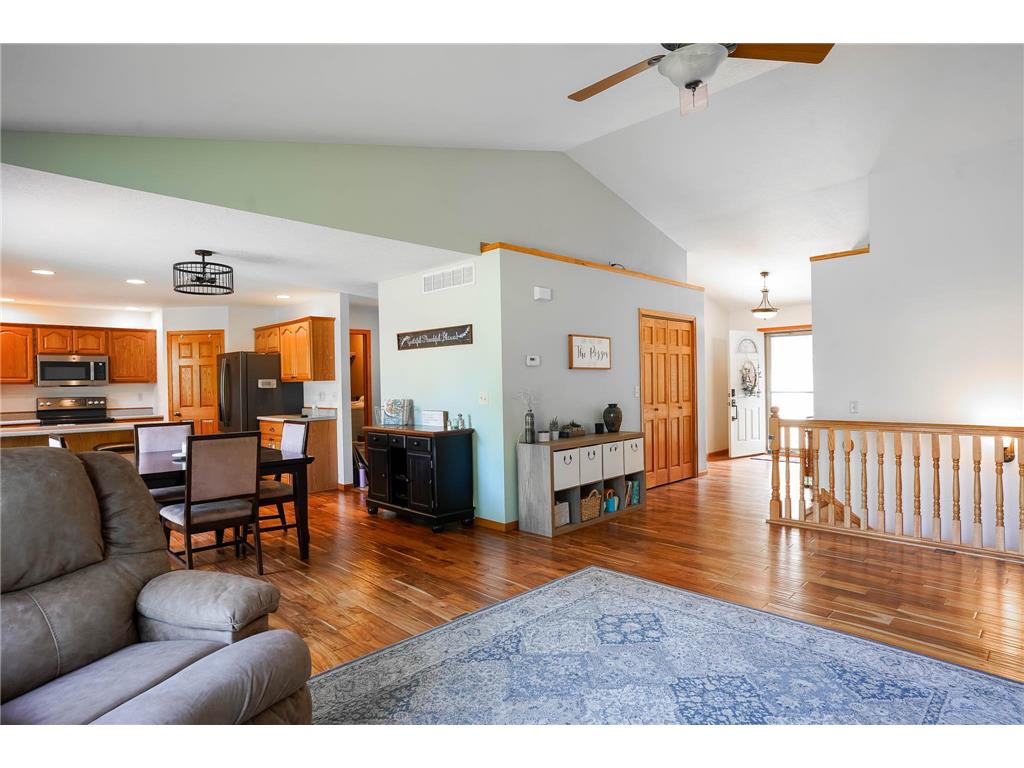 8230 6th Street Goodview MN 55959 7083383 image19