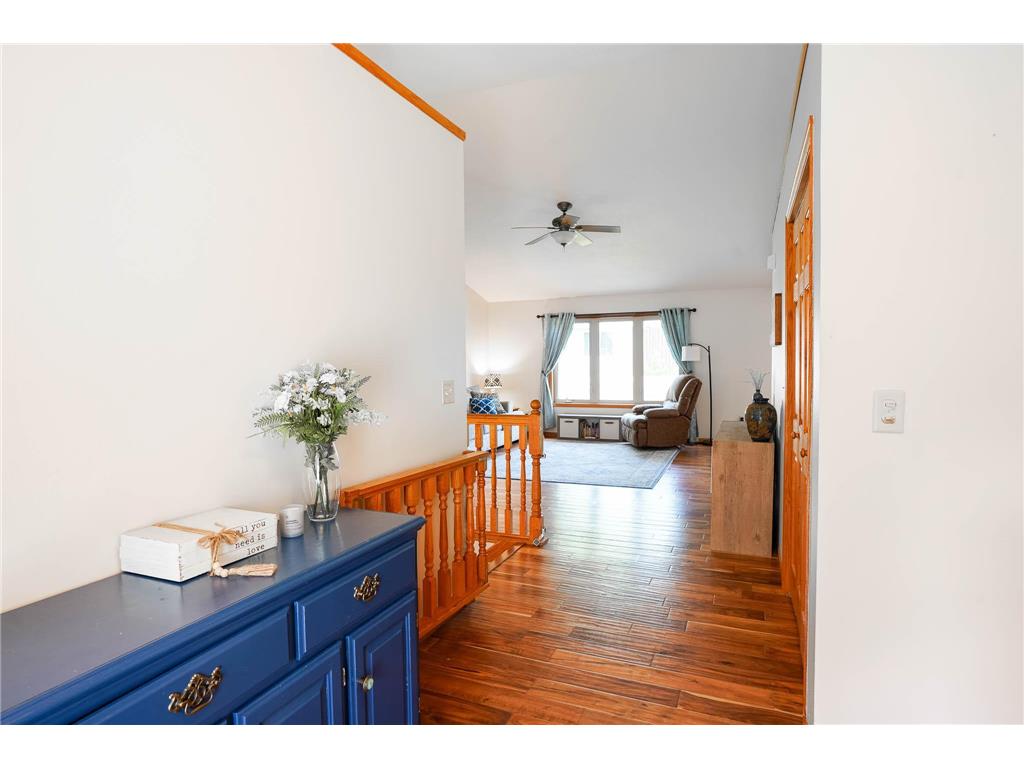 8230 6th Street Goodview MN 55959 7083383 image21