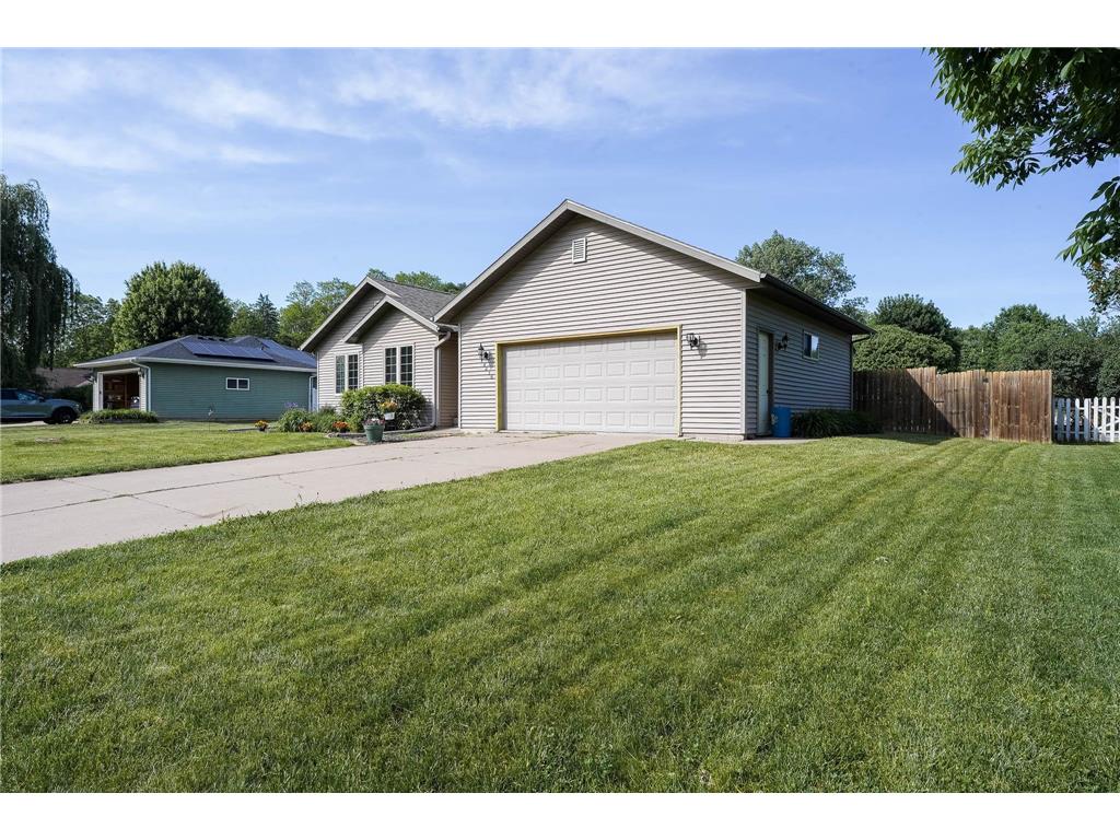 8230 6th Street Goodview MN 55959 7083383 image31