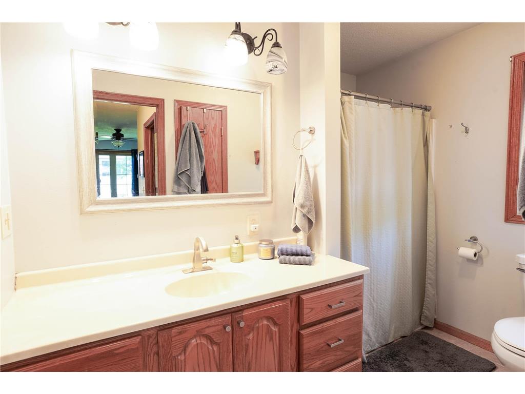 8230 6th Street Goodview MN 55959 7083383 image8
