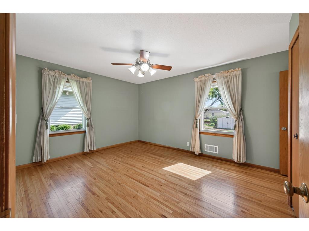 8231 Emerson Avenue S Bloomington MN 55420 7069578 image19