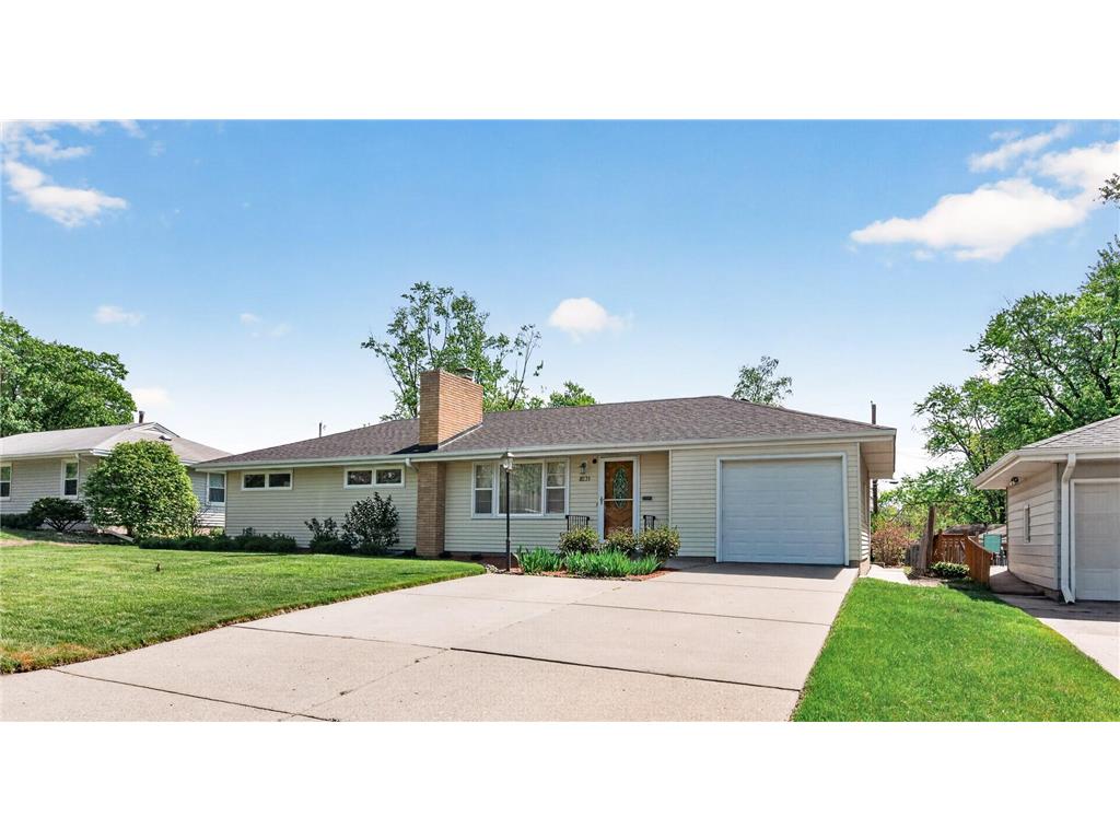 8231 Emerson Avenue S Bloomington MN 55420 7069578 image3