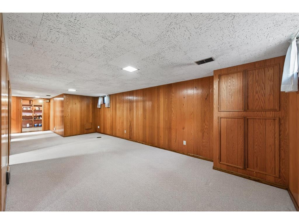 8231 Emerson Avenue S Bloomington MN 55420 7069578 image32