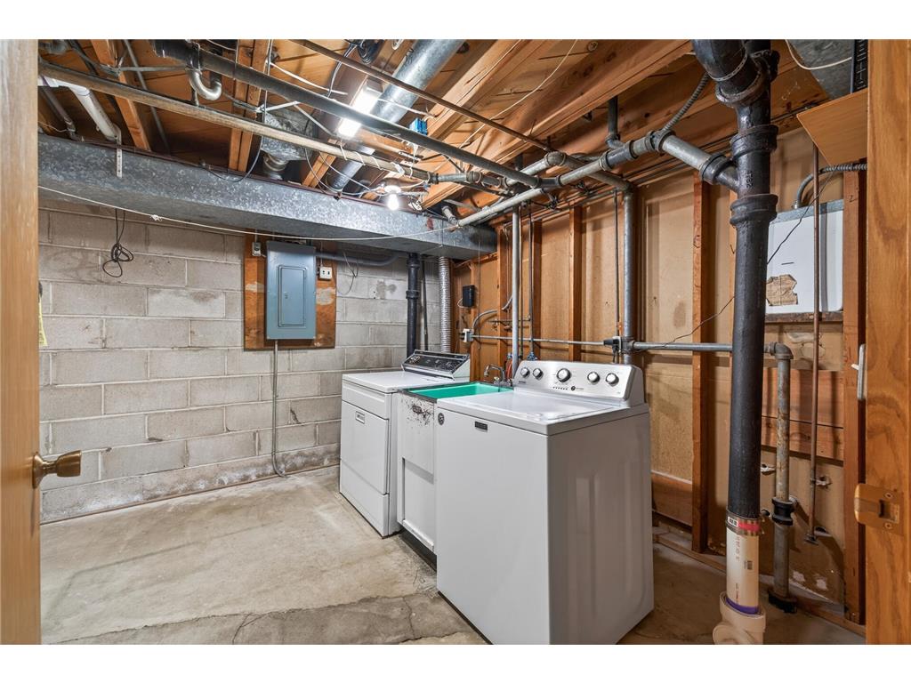 8231 Emerson Avenue S Bloomington MN 55420 7069578 image33