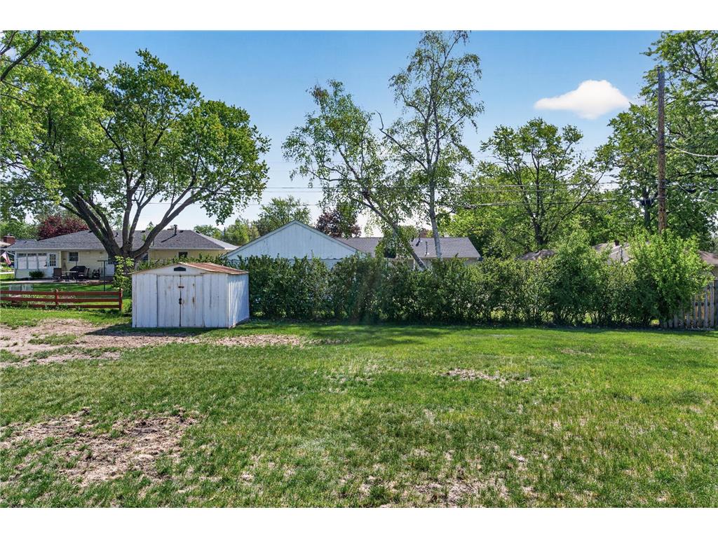 8231 Emerson Avenue S Bloomington MN 55420 7069578 image37