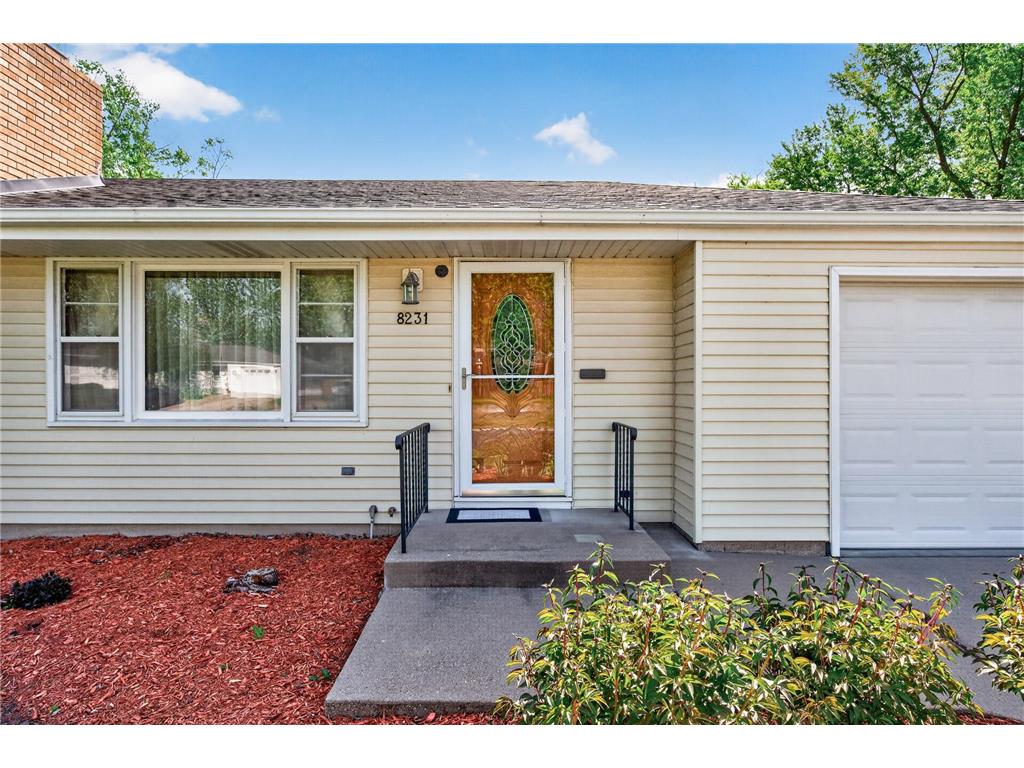 8231 Emerson Avenue S Bloomington MN 55420 7069578 image4