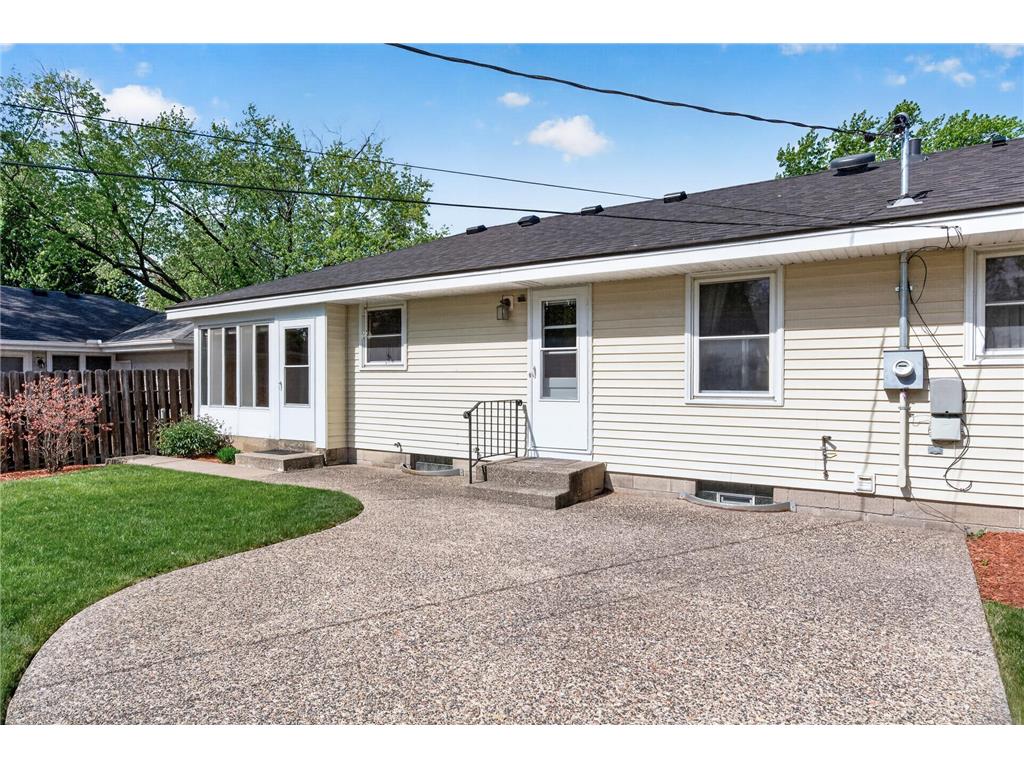 8231 Emerson Avenue S Bloomington MN 55420 7069578 image41