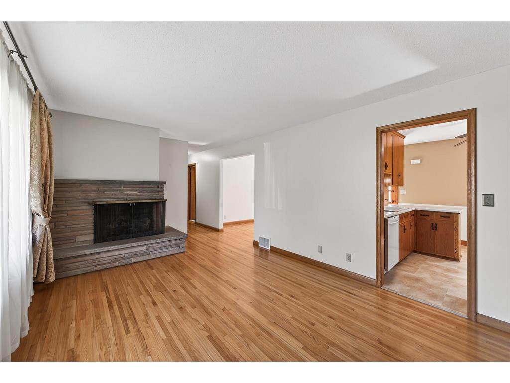 8231 Emerson Avenue S Bloomington MN 55420 7069578 image9