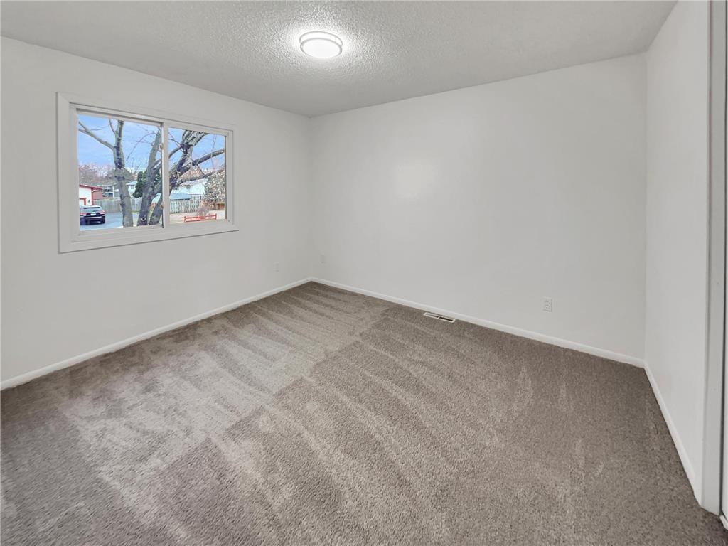 8232 Sumter Avenue N Brooklyn Park MN 55445 6820962 image17