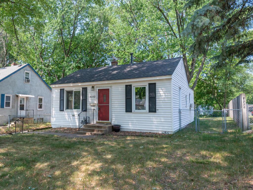 8232 Wentworth Avenue S Bloomington MN 55420 6383286 image1