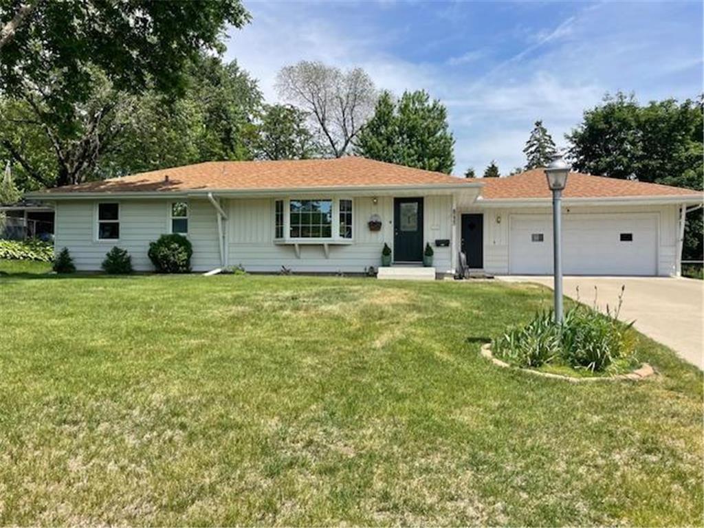 8233 Abbott Avenue S Bloomington MN 55431 7083113 image2