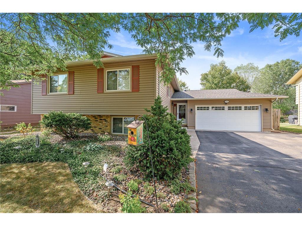 8233 Kentucky Avenue N Brooklyn Park MN 55445 6483613 image1