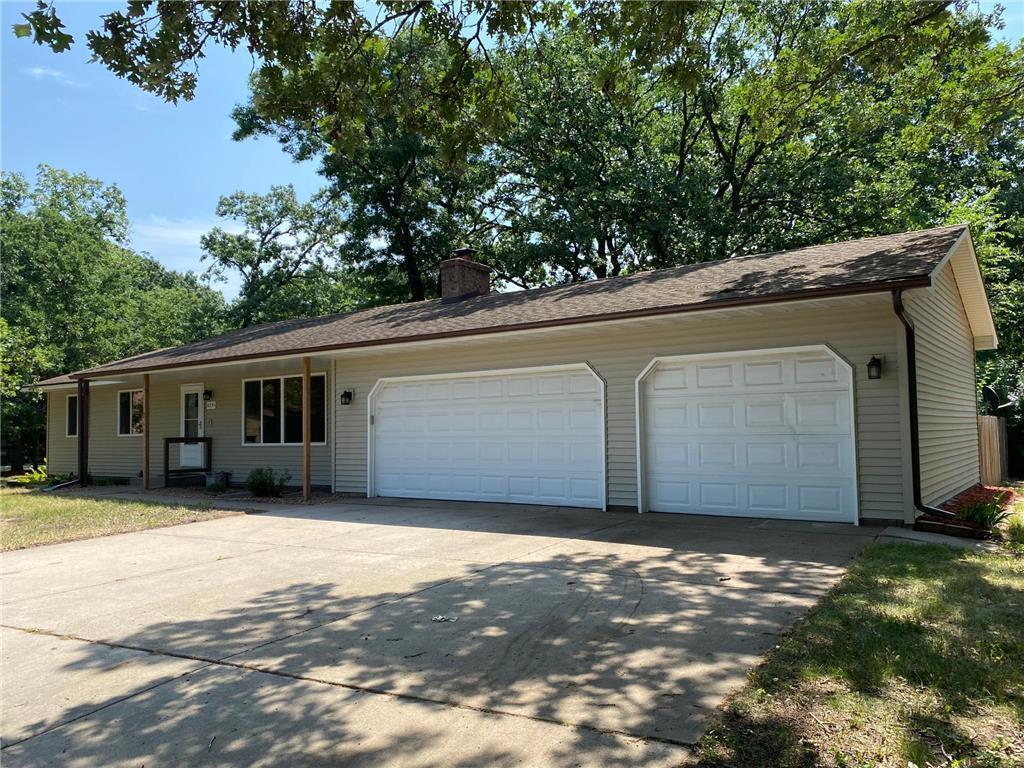 8235 Pleasant View Drive Mounds View MN 55112 6430811 image1