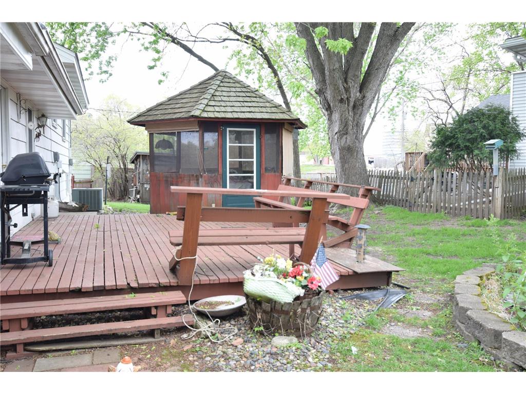 8236 Quinn Road Bloomington MN 55437 7069357 image2