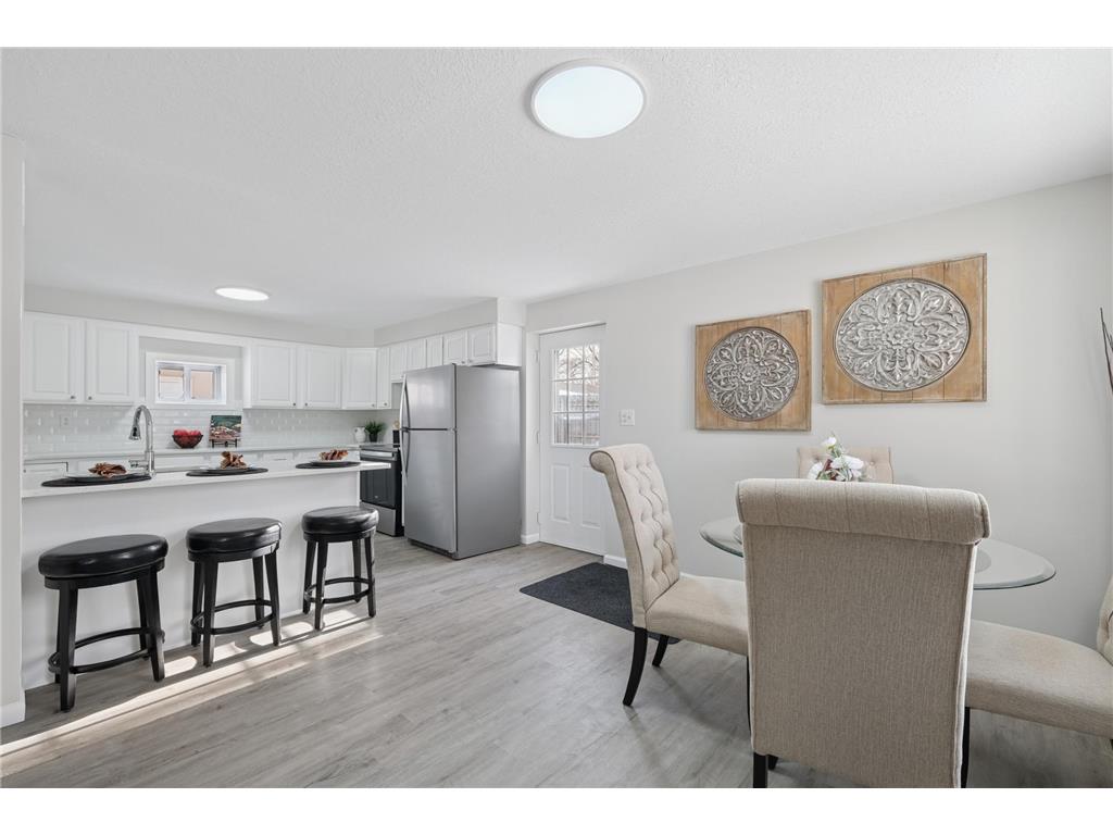 8237 1st Avenue S Bloomington MN 55420 7009446 image3