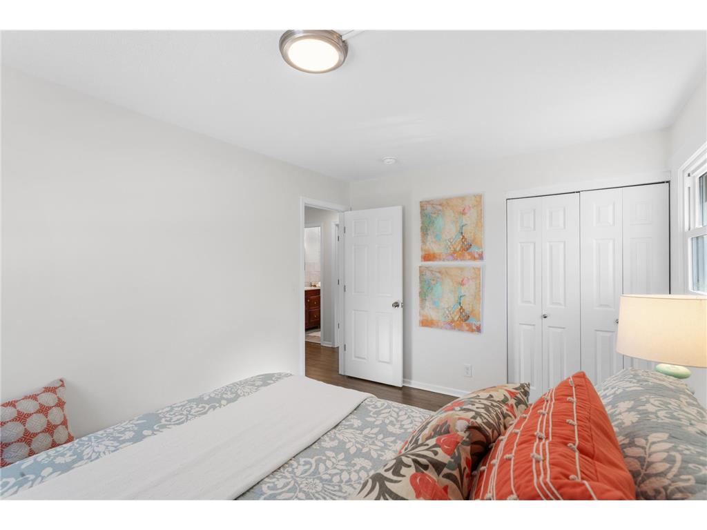 8237 Pillsbury Avenue S Bloomington MN 55420 7013953 image12