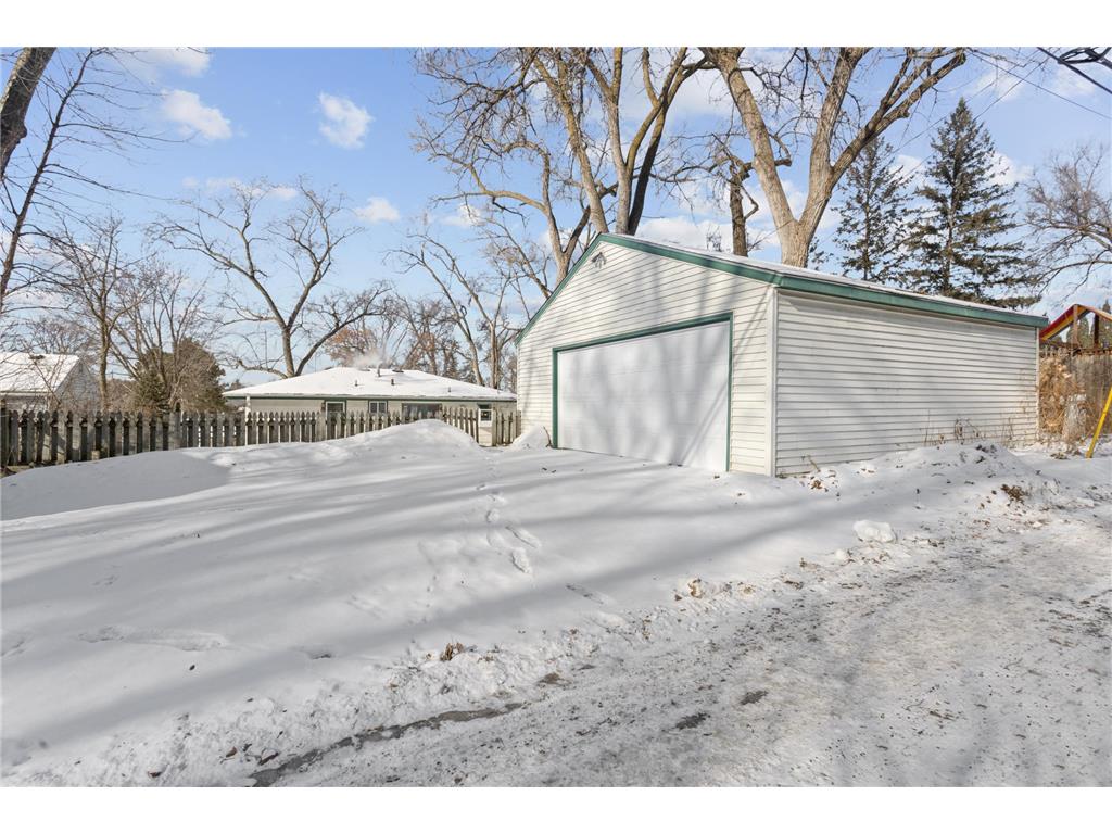 8237 Pillsbury Avenue S Bloomington MN 55420 7013953 image4