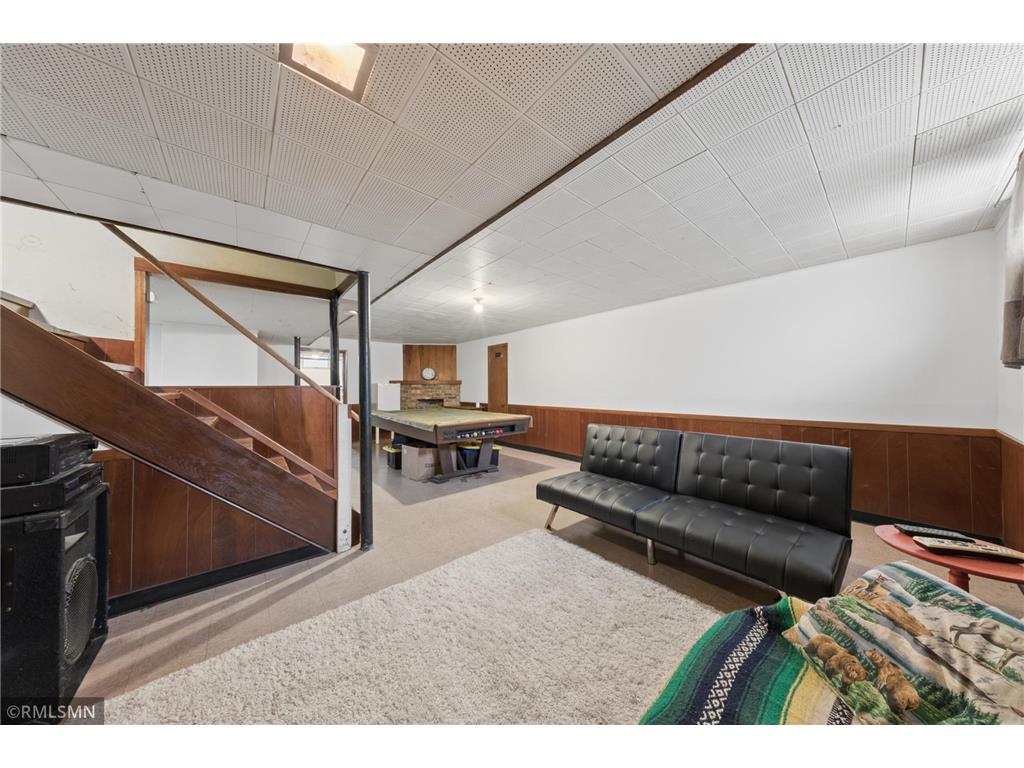 8238 Oakland Avenue S Bloomington MN 55420 7032677 image18