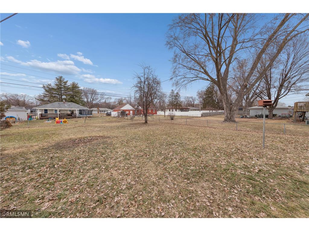 8238 Oakland Avenue S Bloomington MN 55420 7032677 image27