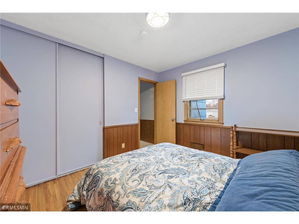 8238 Oakland Avenue S Bloomington MN 55420 7032677 image7