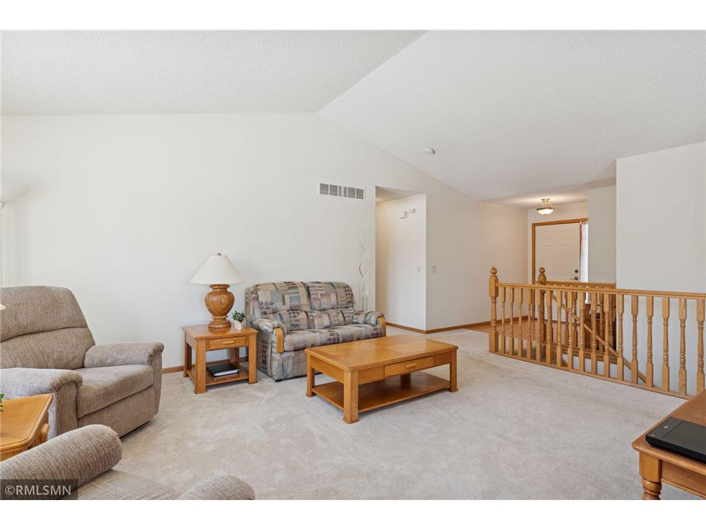 8238 Palmgren Avenue NE Otsego MN 55330 7016713 image5