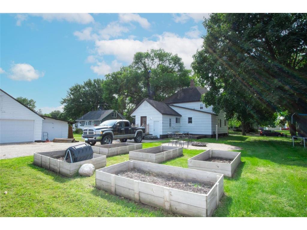 824 4th Street Nicollet MN 56074 6785564 image5