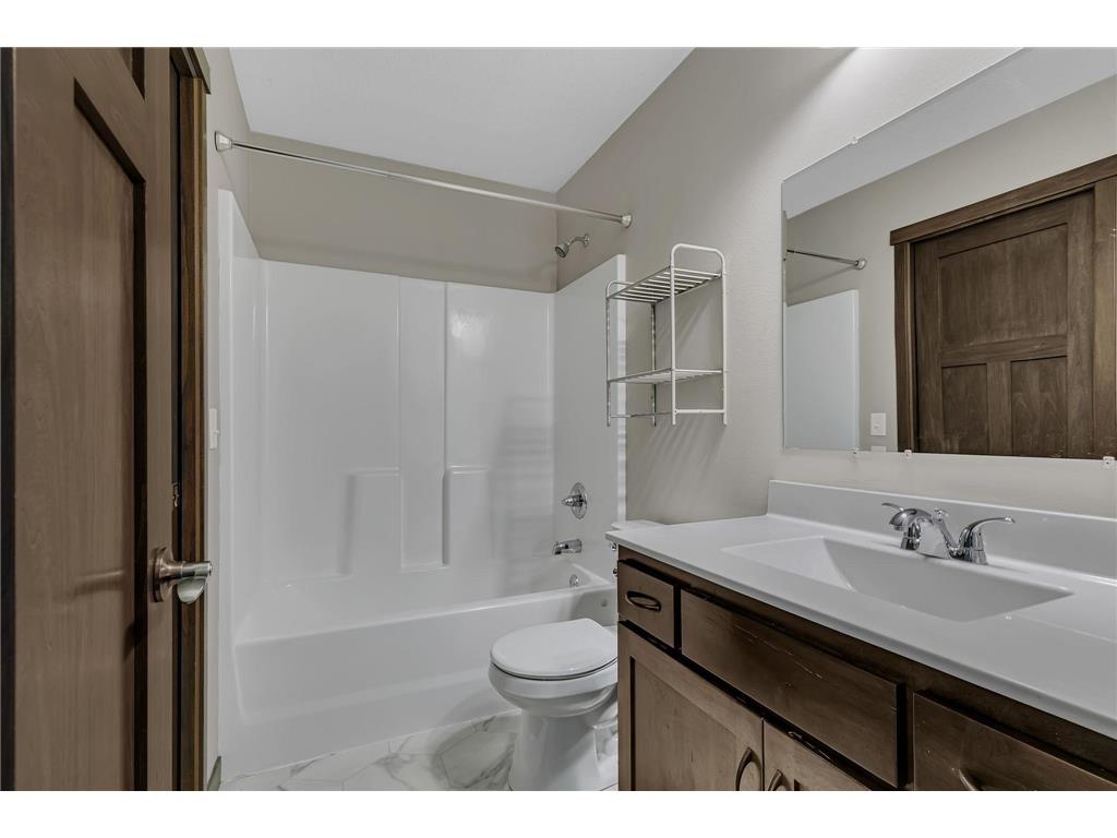 824 8th Street Loop NE Rice MN 56367 7030668 image19
