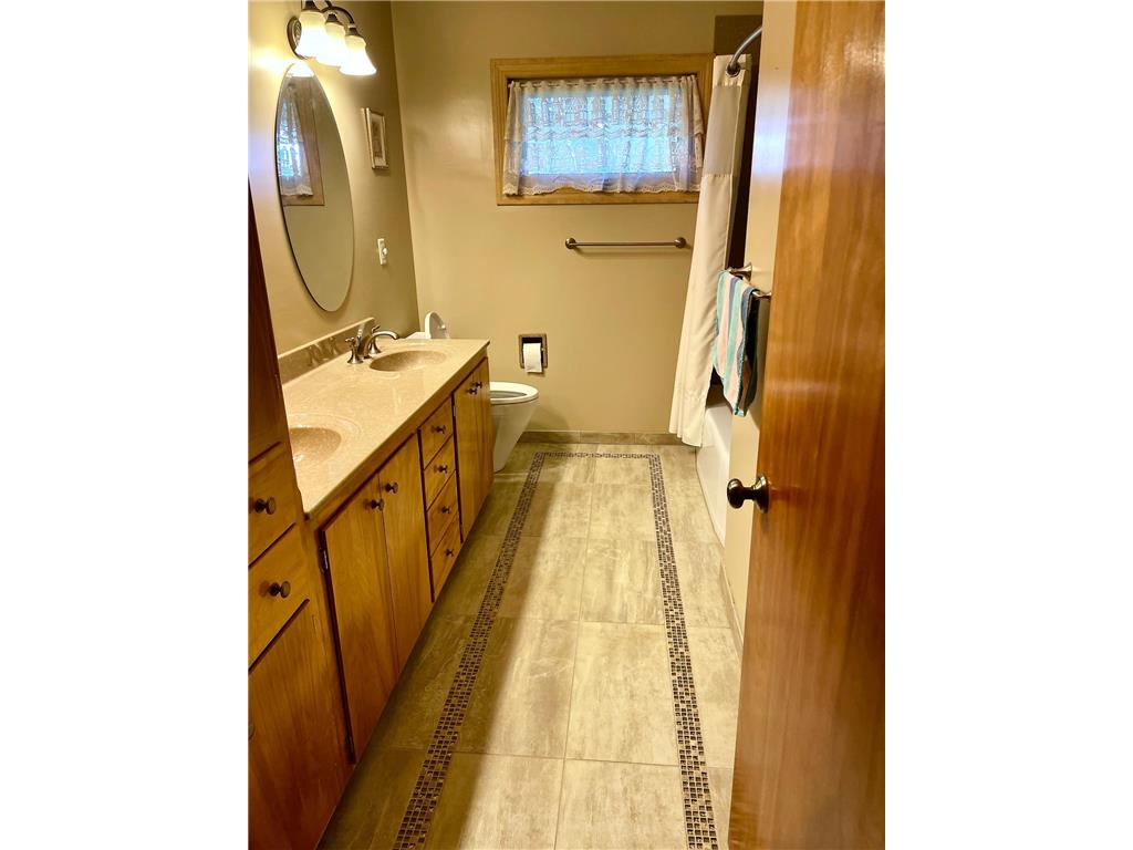 824 Brown Street Jackson MN 56143 7066248 image17
