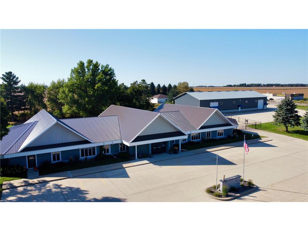 824 Center Avenue N Blooming Prairie MN 55917 6795299 image1
