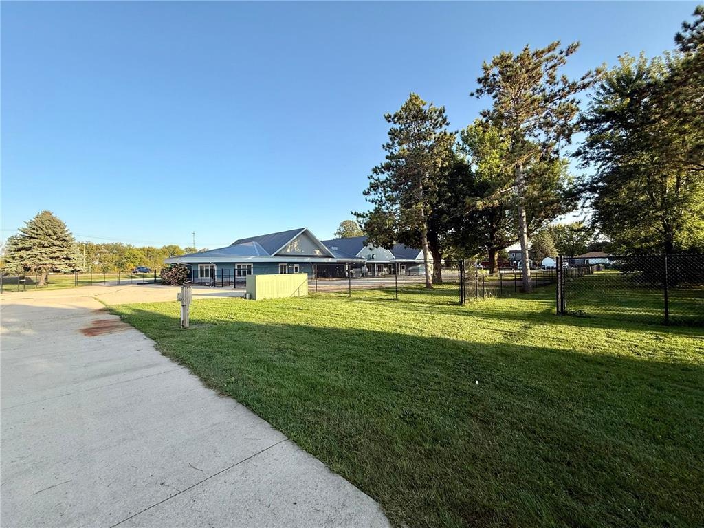 824 Center Avenue N Blooming Prairie MN 55917 6795299 image116