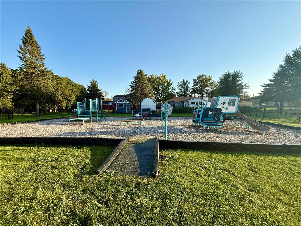 824 Center Avenue N Blooming Prairie MN 55917 6795299 image123