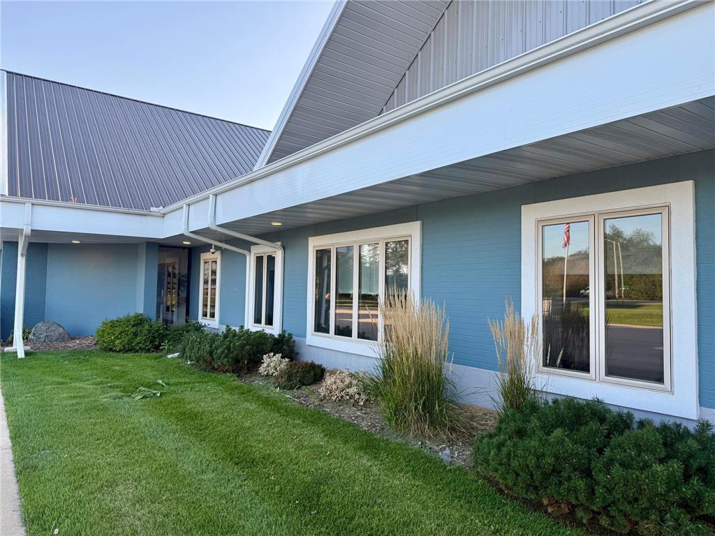 824 Center Avenue N Blooming Prairie MN 55917 6795299 image8