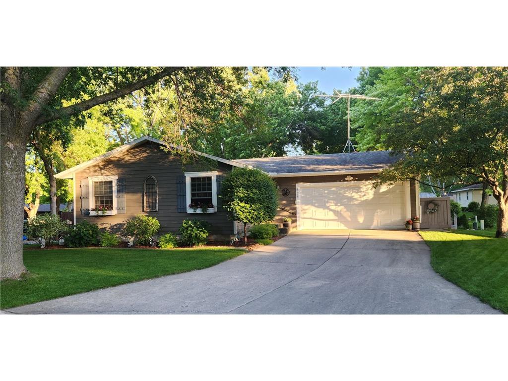 824 Craig Avenue SW Hutchinson MN 55350 6722778 image1