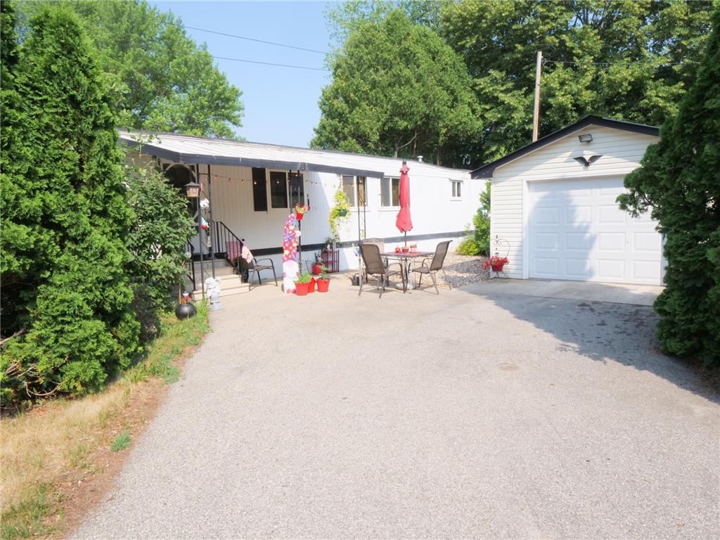 824 Hiawatha Drive E Wabasha MN 55981 6397606 image1