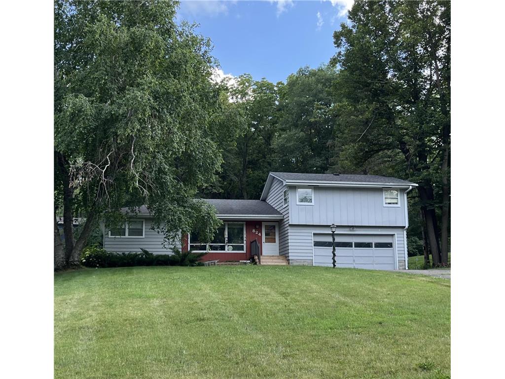 824 Highland Road Windom MN 56101 6395970 image1